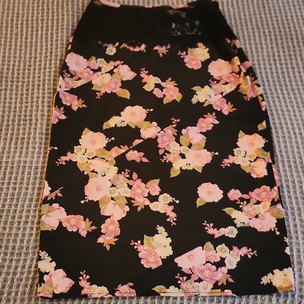 For Love And Lemons - Black and Pink Pencil Skirt Knee-Length Cocktail